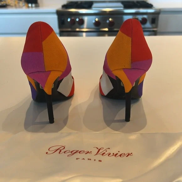 Roger Vivier multicolor canvas pumps - spring 2014 - hardly worn size 36 - Picture 5 of 7